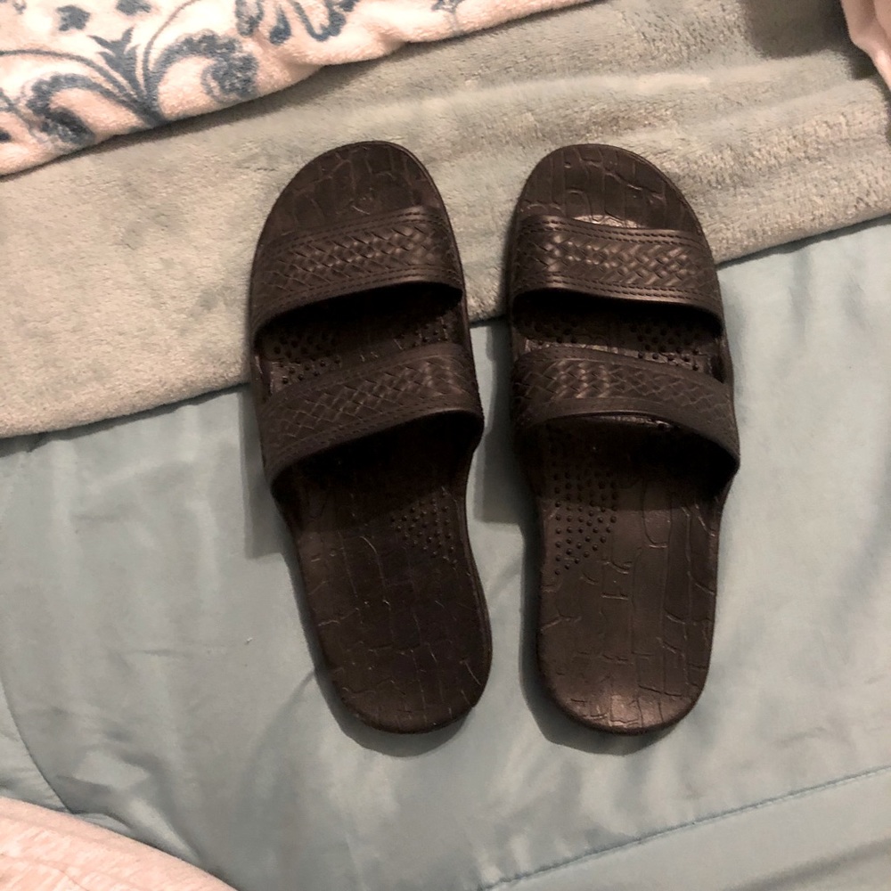 Black Jandals. Size 9. Never worn